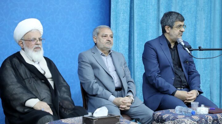 دانشگاه فرهنگیان گلوگاه تربیت نسل آینده است