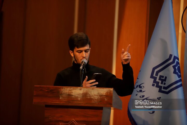 نشست دانشجویان استان همدان با سید عباس عراقچی، وزیر امور خارجه ایران