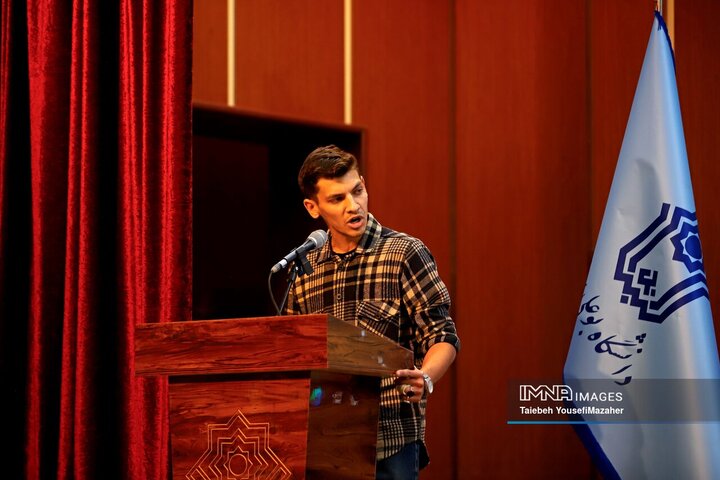 نشست دانشجویان استان همدان با سید عباس عراقچی، وزیر امور خارجه ایران