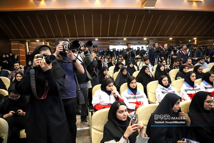 نشست دانشجویان استان همدان با سید عباس عراقچی، وزیر امور خارجه ایران