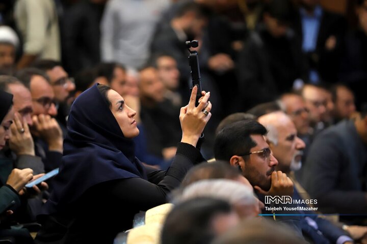نشست دانشجویان استان همدان با سید عباس عراقچی، وزیر امور خارجه ایران