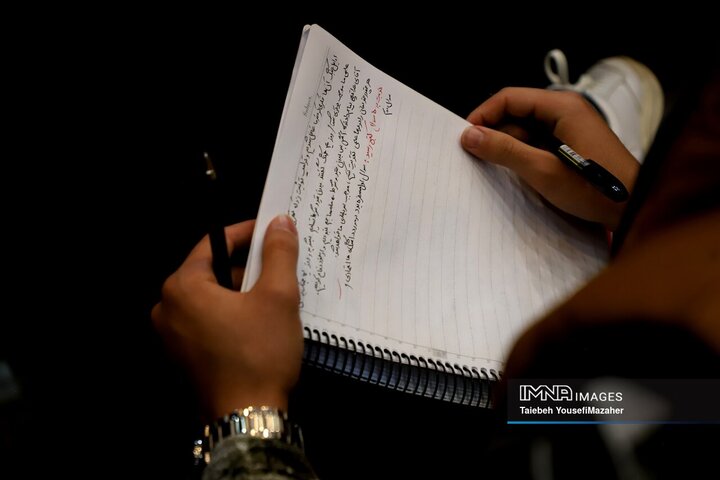 نشست دانشجویان استان همدان با سید عباس عراقچی، وزیر امور خارجه ایران