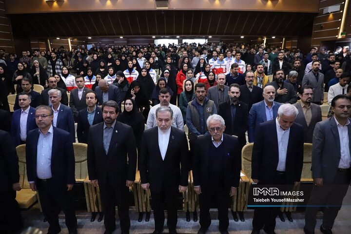 نشست دانشجویان استان همدان با سید عباس عراقچی، وزیر امور خارجه ایران