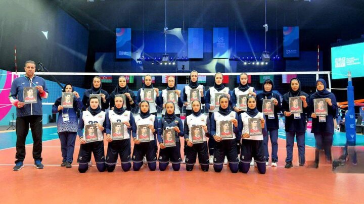 همدردی ملی‌پوشان والیبال بانوان با خانواده صابر کاظمی + عکس