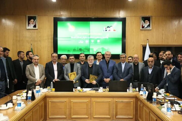 تفاهمنامه اجرای سکوی شفافیت مالیاتی در خراسان رضوی امضا شد