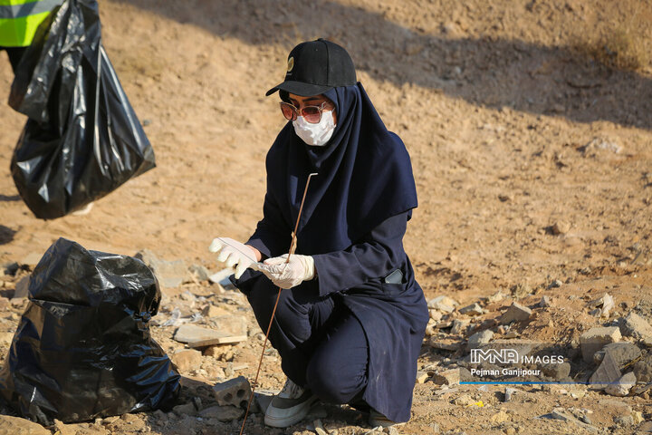 همایش پاکسازی داوطلبانه محیط زیست قلعه‌شور