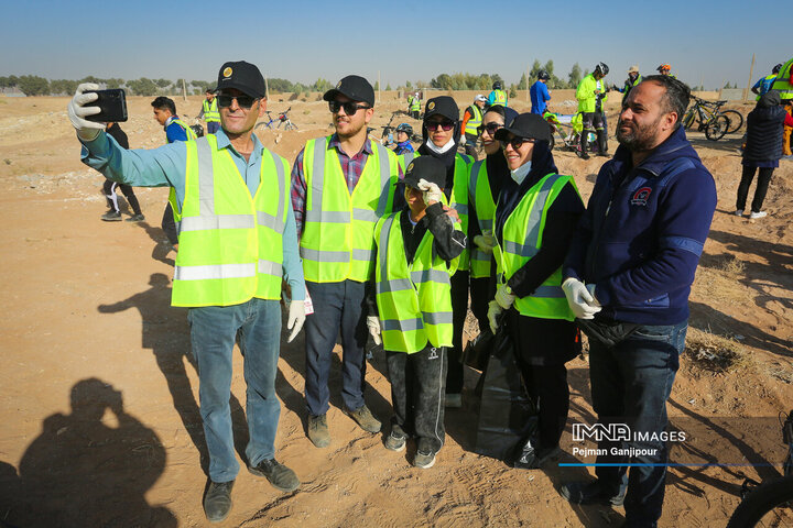 همایش پاکسازی داوطلبانه محیط زیست قلعه‌شور