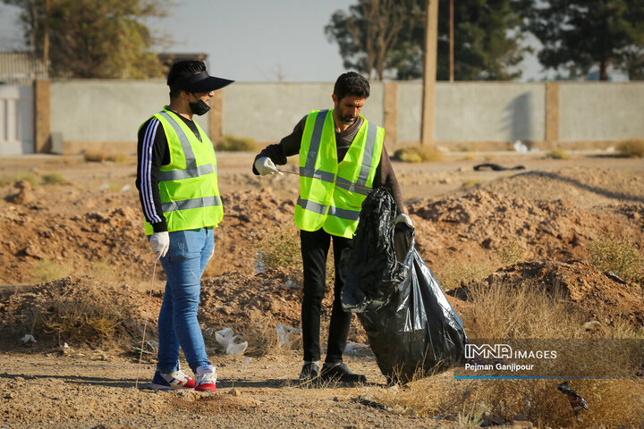 همایش پاکسازی داوطلبانه محیط زیست قلعه‌شور