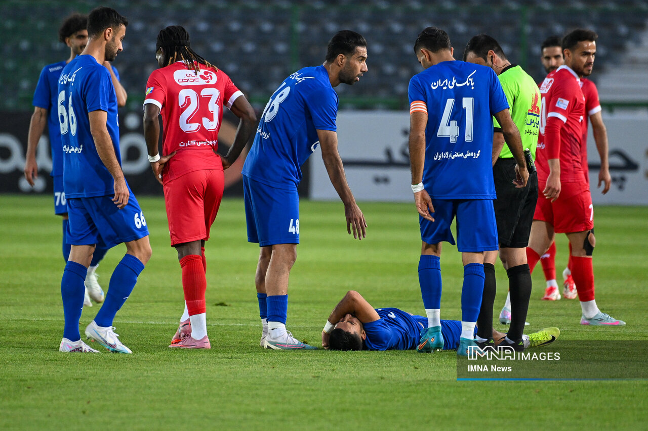 پرسپولیس احیا شد؛ اوسمار با دست پر به دربی میرسد