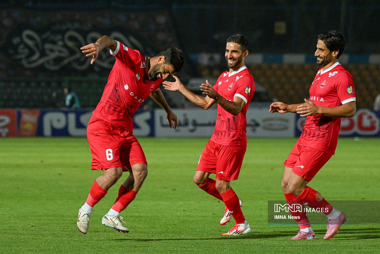 سایه نوسان بر فوتبال ایران؛ لیگ برتر در چرخه بیثباتی