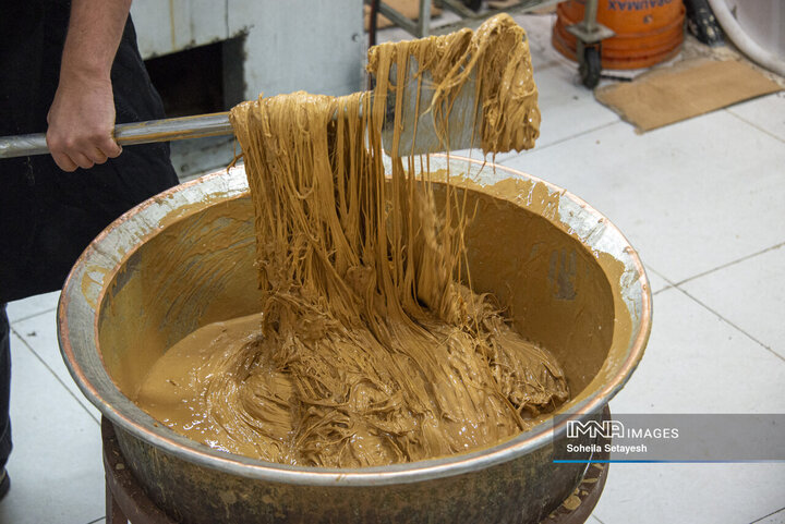 شیرینی ماندگار ; زرقان فارس