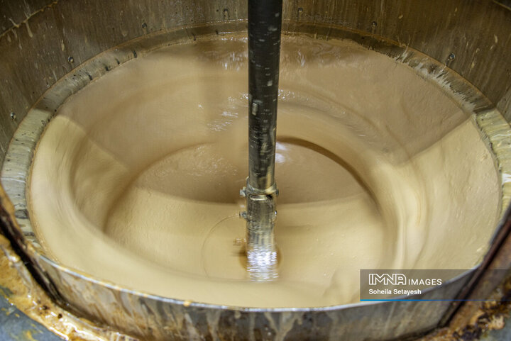 شیرینی ماندگار ; زرقان فارس