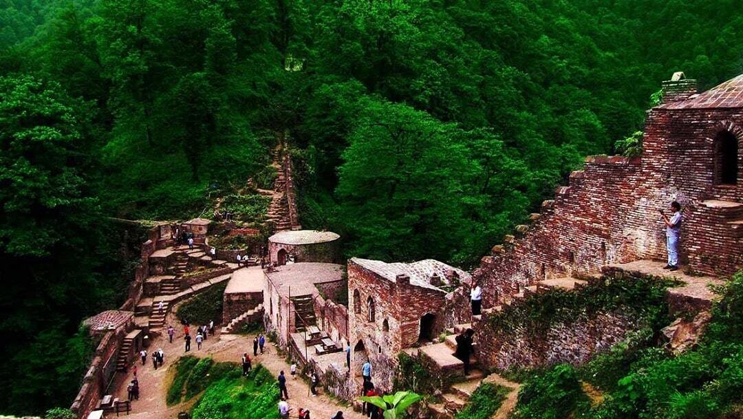 انقلاب اسلامی و بازتعریف صنعت گردشگری در شمال ایران