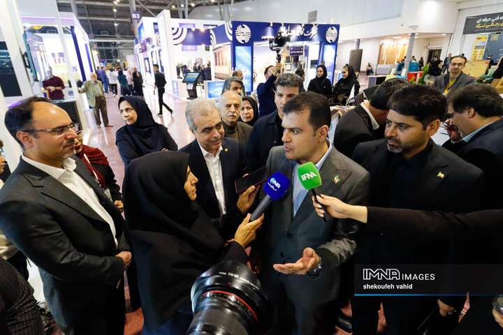 شرکت‌های دانش‌بنیان کشور سالانه ۲.۵ میلیارد دلار صادرات دارند