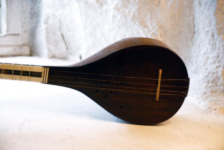 سه‌تار؛ نجواگر خاموشِ عرفان ایرانی