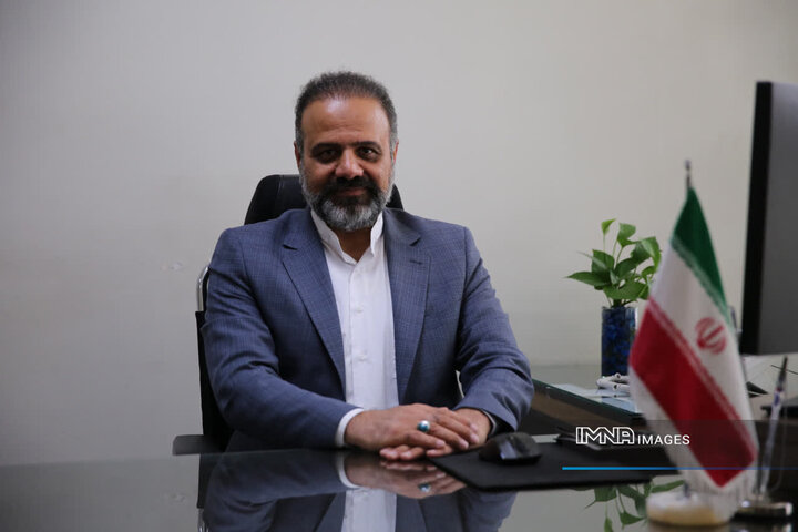 اصفهان رتبه نخست تعداد جایگاه‌های شارژ خودروهای برقی را بین کلان‌شهرها دارد