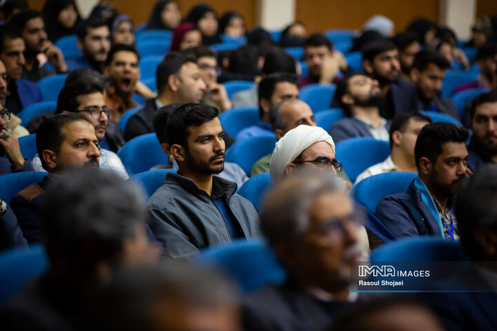 اختتامیه سی‌ونهمین جشنواره ملی قرآن و عترت دانشجویان کشور