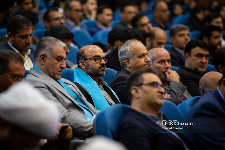 اختتامیه سی‌ونهمین جشنواره ملی قرآن و عترت دانشجویان کشور