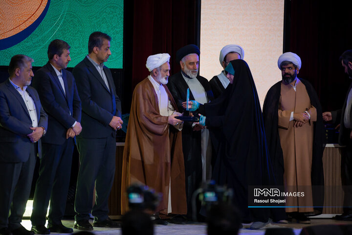 اختتامیه سی‌ونهمین جشنواره ملی قرآن و عترت دانشجویان کشور