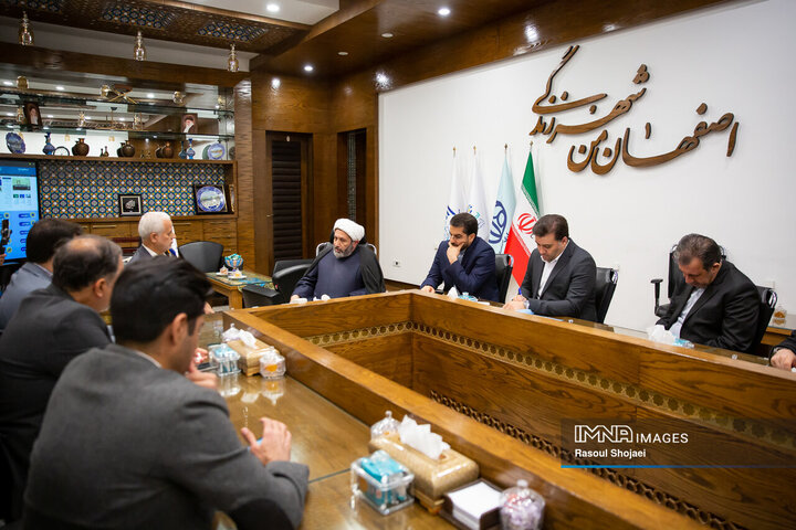 آیین امضای توافق‌نامه همکاری بین سازمان فرهنگ و ارتباطات اسلامی و شهرداری اصفهان