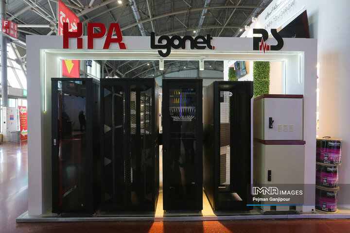 دومین روز نمایشگاه «فن‌نما»