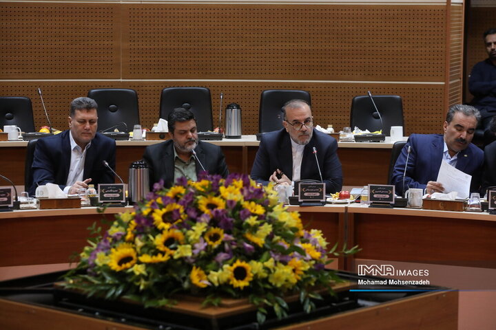 نشست هم‌اندیشی شهرداران مراکز استان کشور