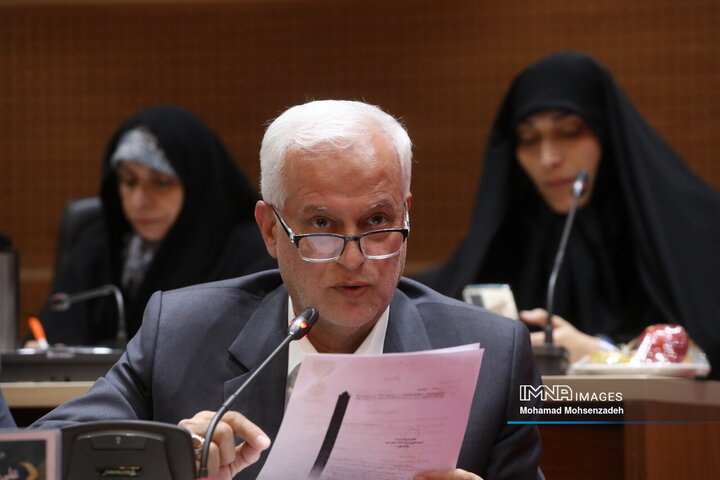 مسئله فرونشست زمین در بودجه و ارزیابی عملکرد شهرداری‌ها لحاظ شود