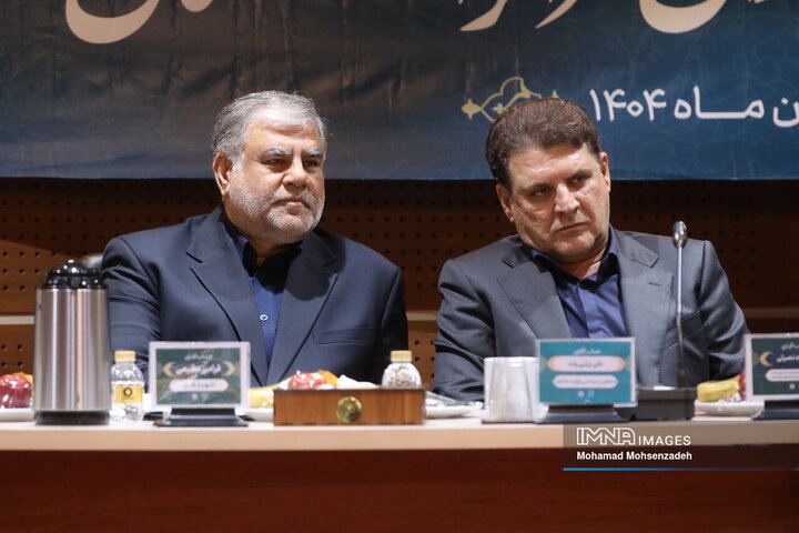 نشست هم‌اندیشی شهرداران مراکز استان کشور