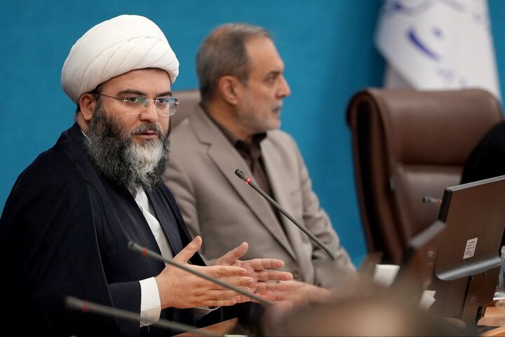 قمی: ۱۰ هزار مسجد کشور ظرفیت حل گرههای اجتماعی دارند