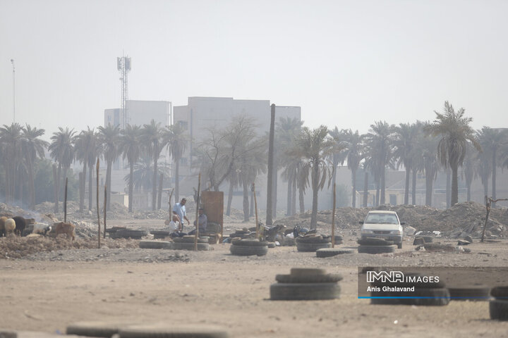 اهواز در محاصره مهِ سمی؛ شاخص کیفیت هوا در وضعیت «بنفش» و «بسیار ناسالم»