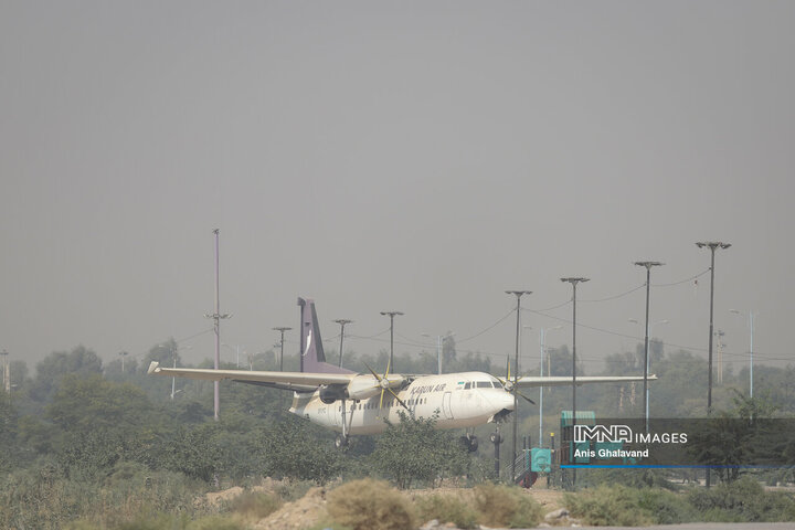 اهواز در محاصره مهِ سمی؛ شاخص کیفیت هوا در وضعیت «بنفش» و «بسیار ناسالم»