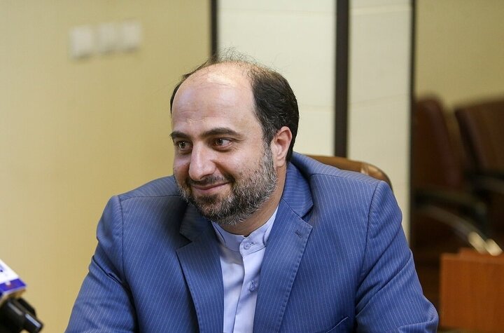 معلمان آینده پیامبران کلاس‌های ایران هستند/ رسالت تربیت نسل باهویت بر دوش معلمان است