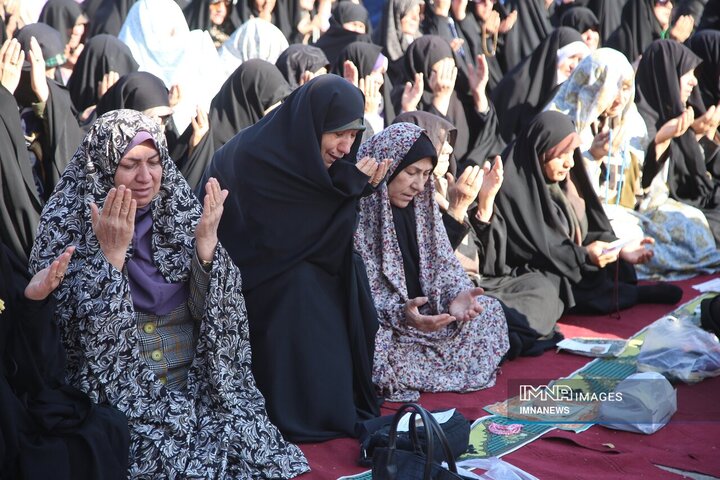 اقامه نماز طلب باران در بجنورد