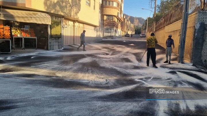 ۳۲ هزار مترمربع از معابر فرعی منطقه ۱۳ اصفهان آسفالت می‌شود