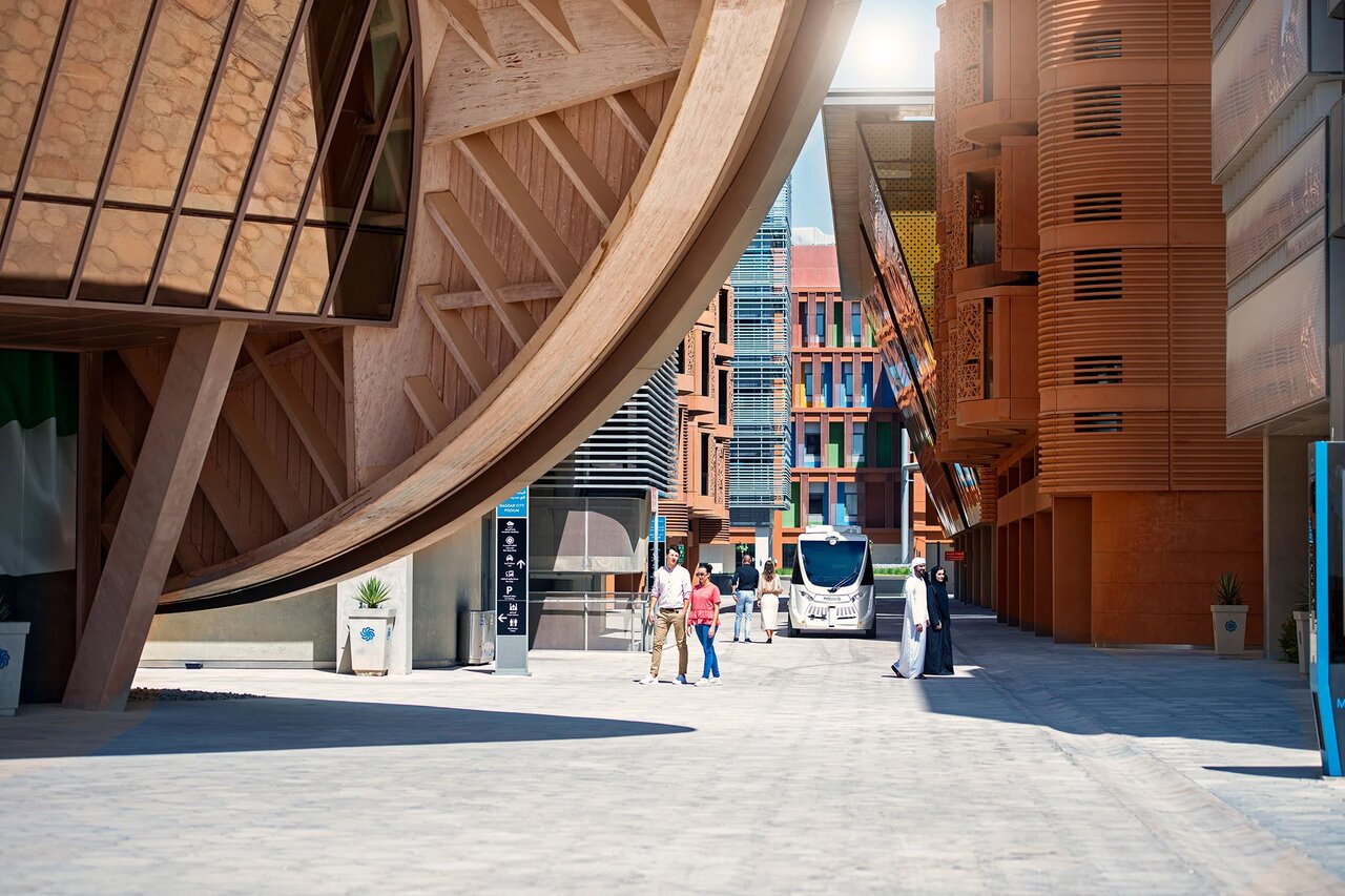 هیچ چیز در شهرها تصادفی نیست؛ حتی جهت باد در مصدر