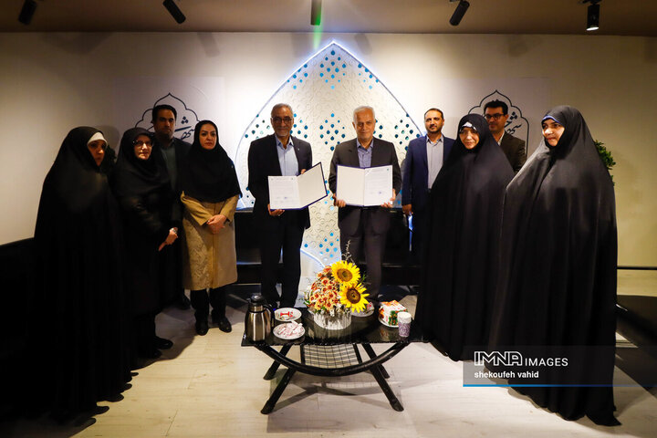 بازدید شهردار اصفهان از نمایشگاه «فن‌نما»