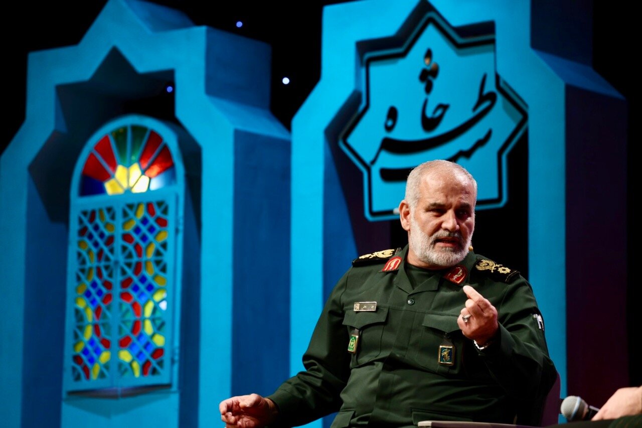 یاد پرواز شهدای هوا فضا در «روایت شب خاطره»