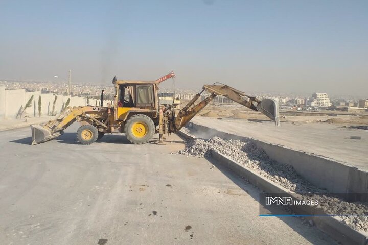 تکمیل مخزن ۱۵۰۰ مترمکعبی باغ مشاهیر اصفهان