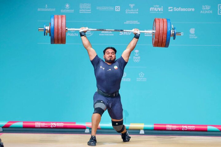 نصیری در دوضرب نقره‌ای شد