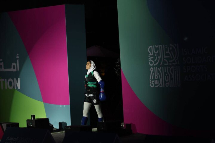 صعود حسینی به نیمه‌نهایی موی‌تای