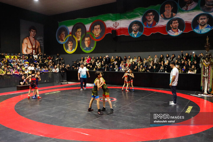 آیین افتتاح خانه کشتی پوریای ولی اصفهان