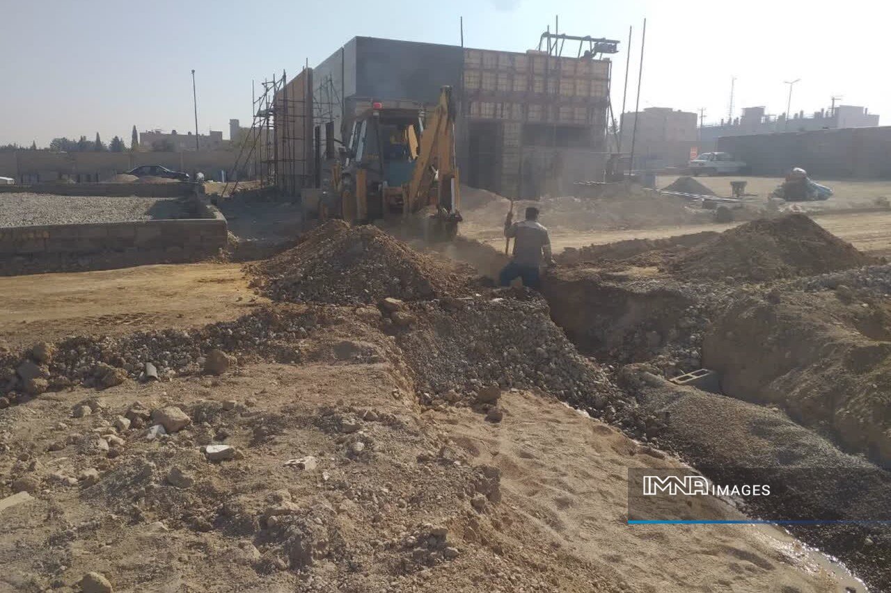 تکمیل مخزن ۱۵۰۰ مترمکعبی باغ مشاهیر اصفهان