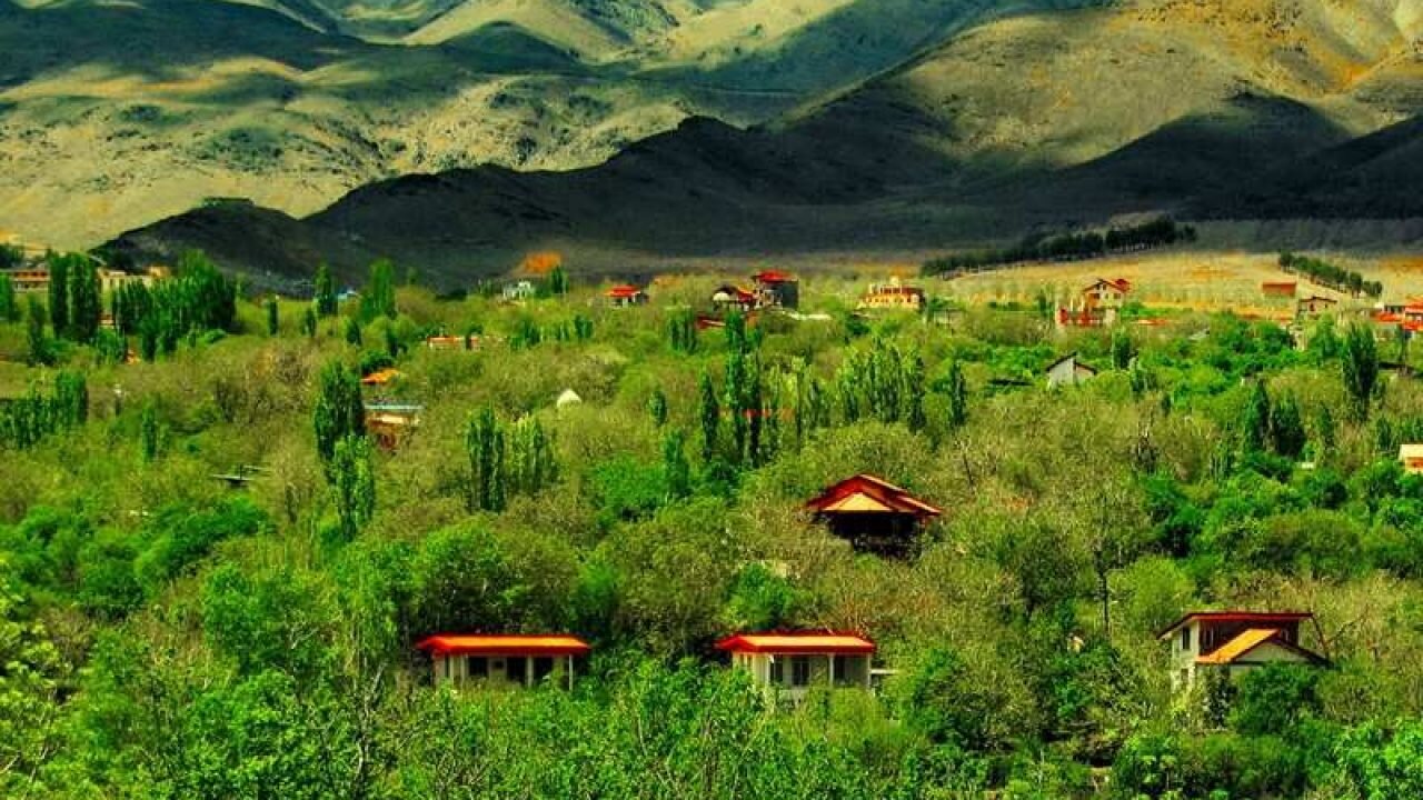 شهری با ریشه‌های کهن در دل کویر