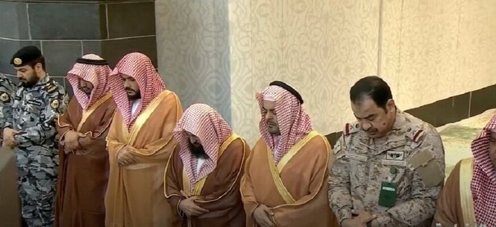 اقامه نماز باران در حرمین شریفین + فیلم