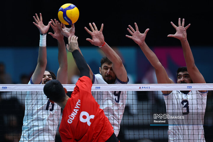 ششمین روز بازی‌های همبستگی کشورهای اسلامی؛ فینال والیبال مردان
