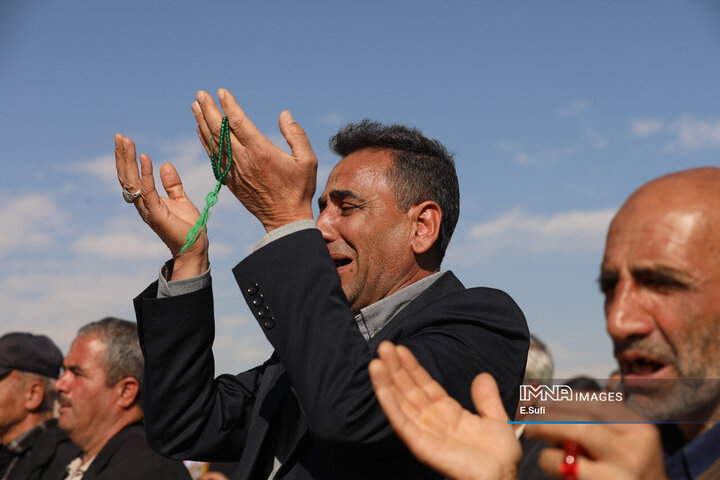 اقامه نماز طلب باران در اراک