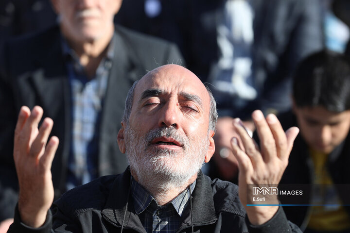 اقامه نماز طلب باران در اراک