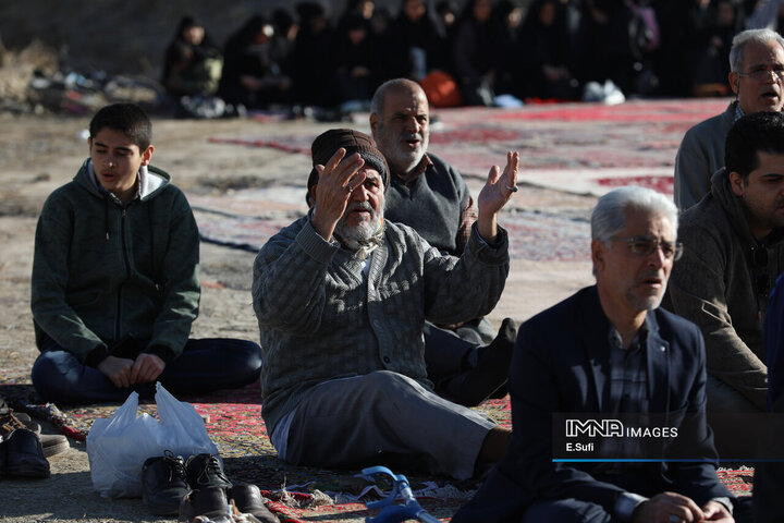 اقامه نماز طلب باران در اراک