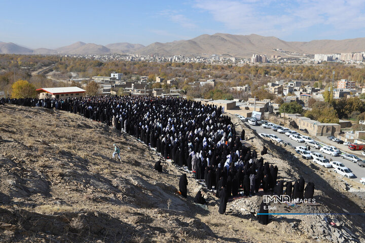 اقامه نماز طلب باران در اراک