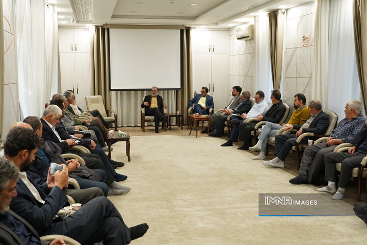 تبادل تجربه ناژوان در تدوین طرح جامع اراضی کشاورزی و باغات شهر اراک